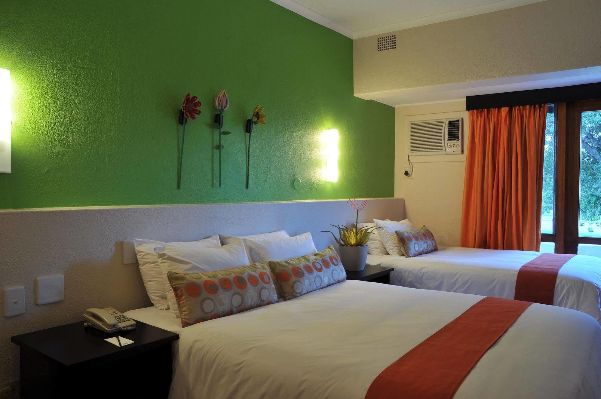 Protea Hotel Winkler White River Zewnętrze zdjęcie