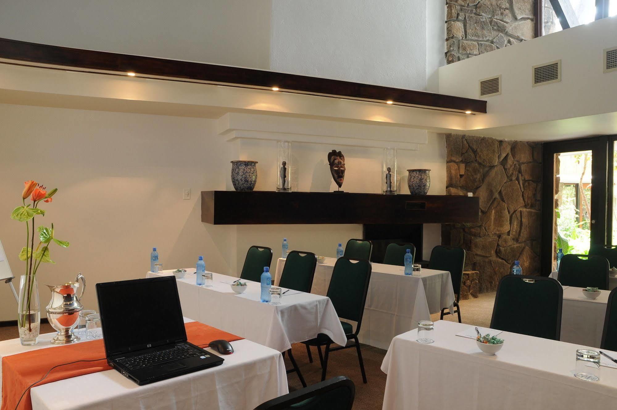 Protea Hotel Winkler White River Zewnętrze zdjęcie